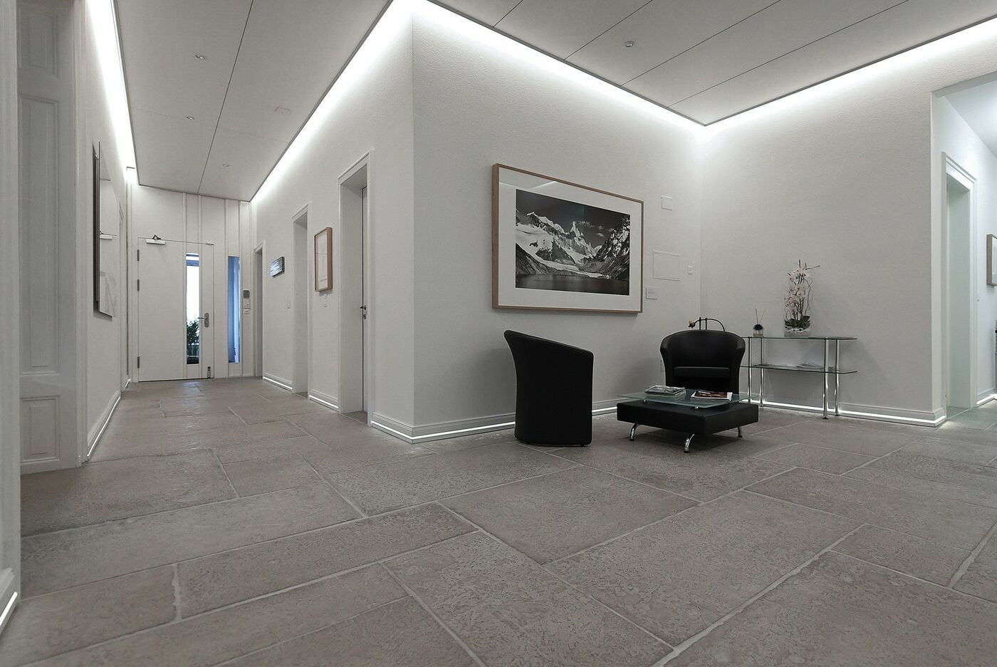 Bodenfliesen von Castle Stone in einem Loft